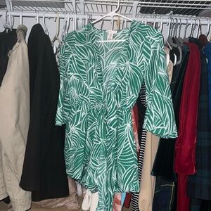 Sincerely Jules short romper. Lined. XS NWOT